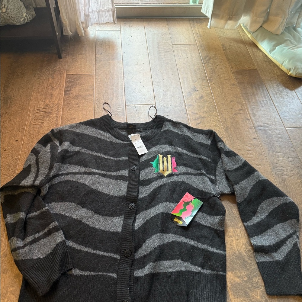Womens Wicked cardigan